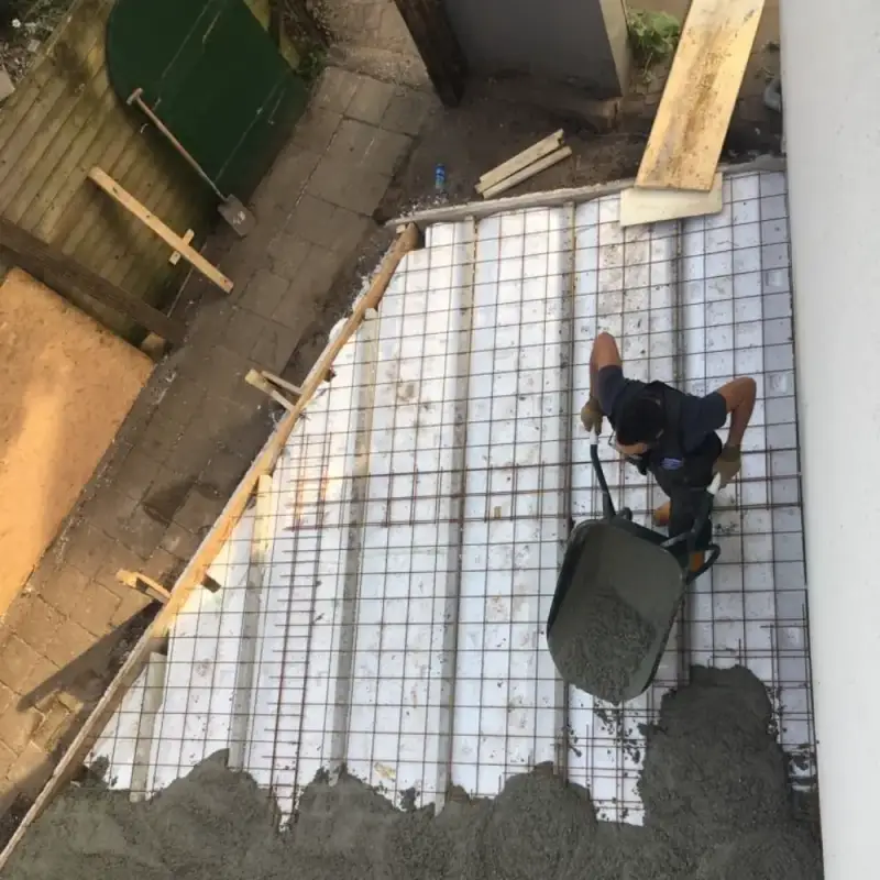 Uitbouw met houtskeletbouw en sedum dak in Assendorp – foto 6